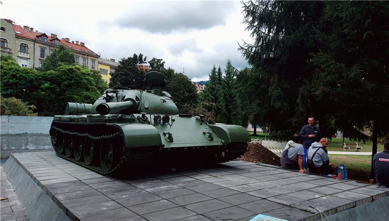 prometej, druga gimnazija, tenk